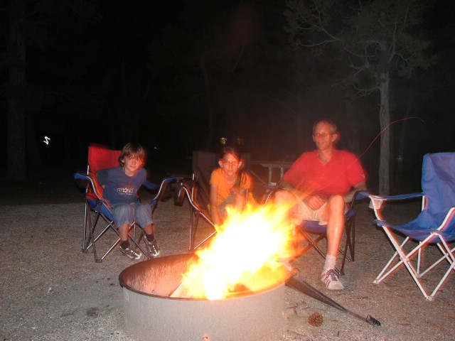 Kampvuur op de camping